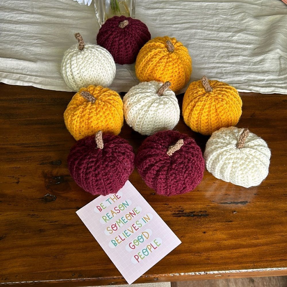 Handmade pumpkins 9 bundle 3 colors NEW